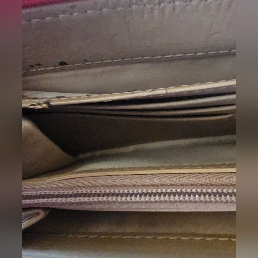 Coach Ashley Leather Zip Around Wallet – Burnt Orange/Rust – Beige Interior - Picture 3 of 10